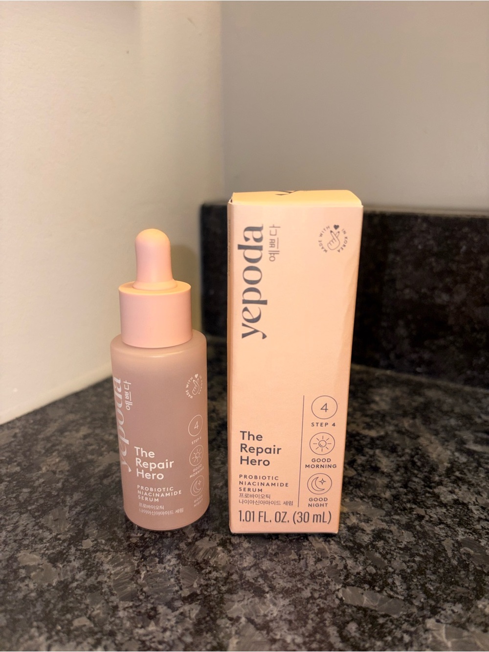 The Repair Hero - Peptide infused niacinamide & hyaluronic acid serum